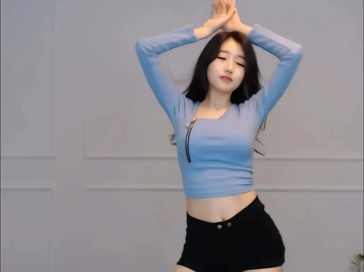 onlyfans每日大赛徐雅终极剪辑 - 8月加长版高能瞬间 - 动漫在线抢先看 - 免费观看